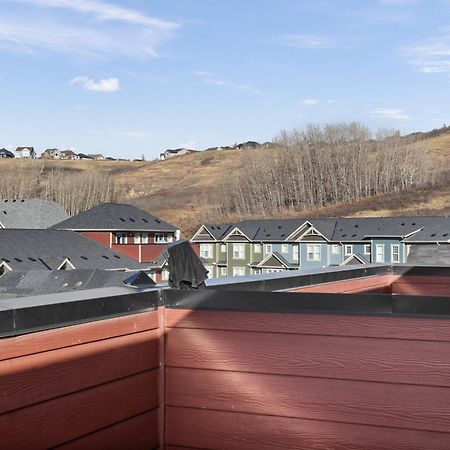 Globalstay New Apartments In Cranbrook Free Street Parking YYC 외부 사진