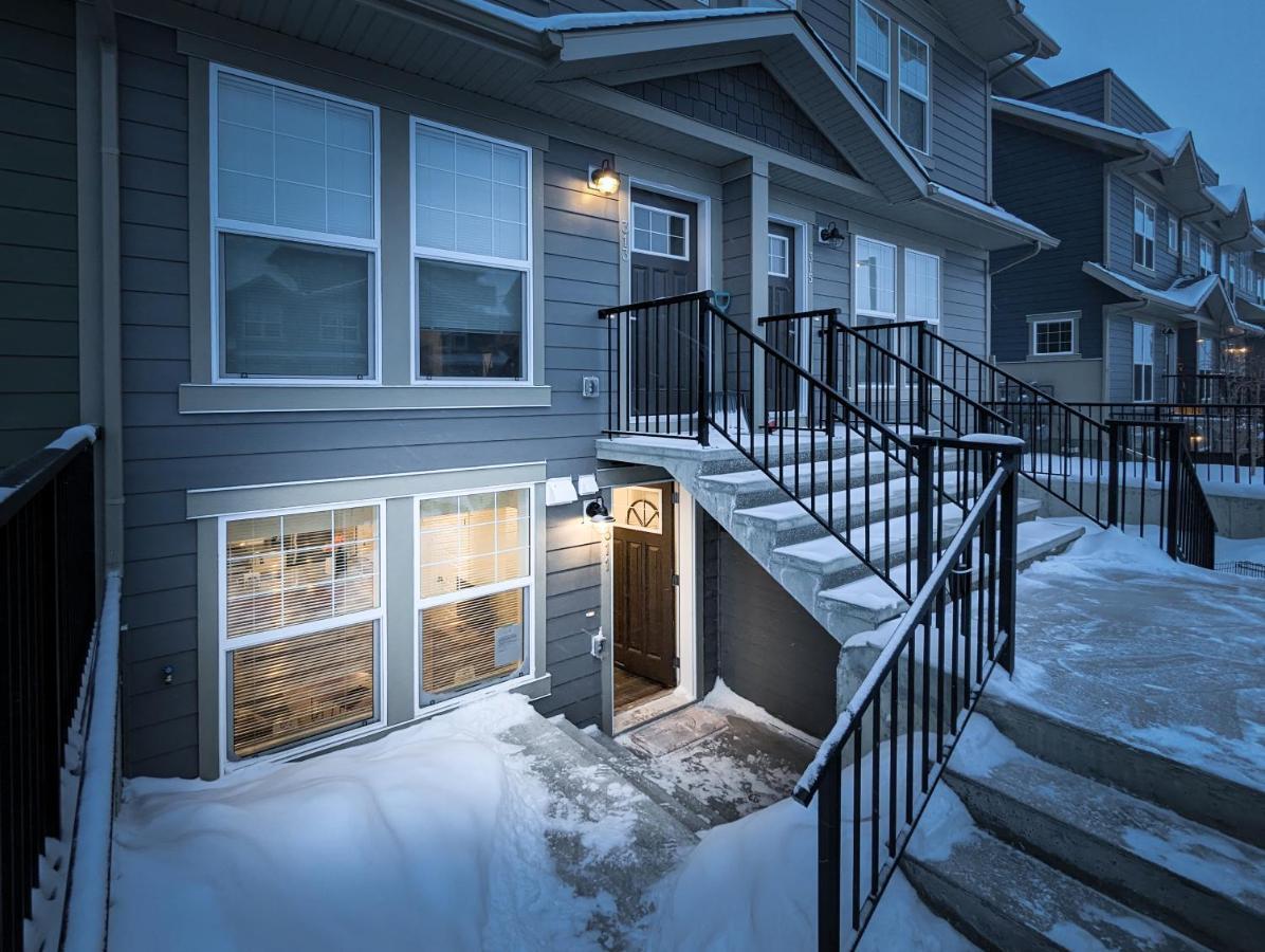 Globalstay New Apartments In Cranbrook Free Street Parking YYC 외부 사진