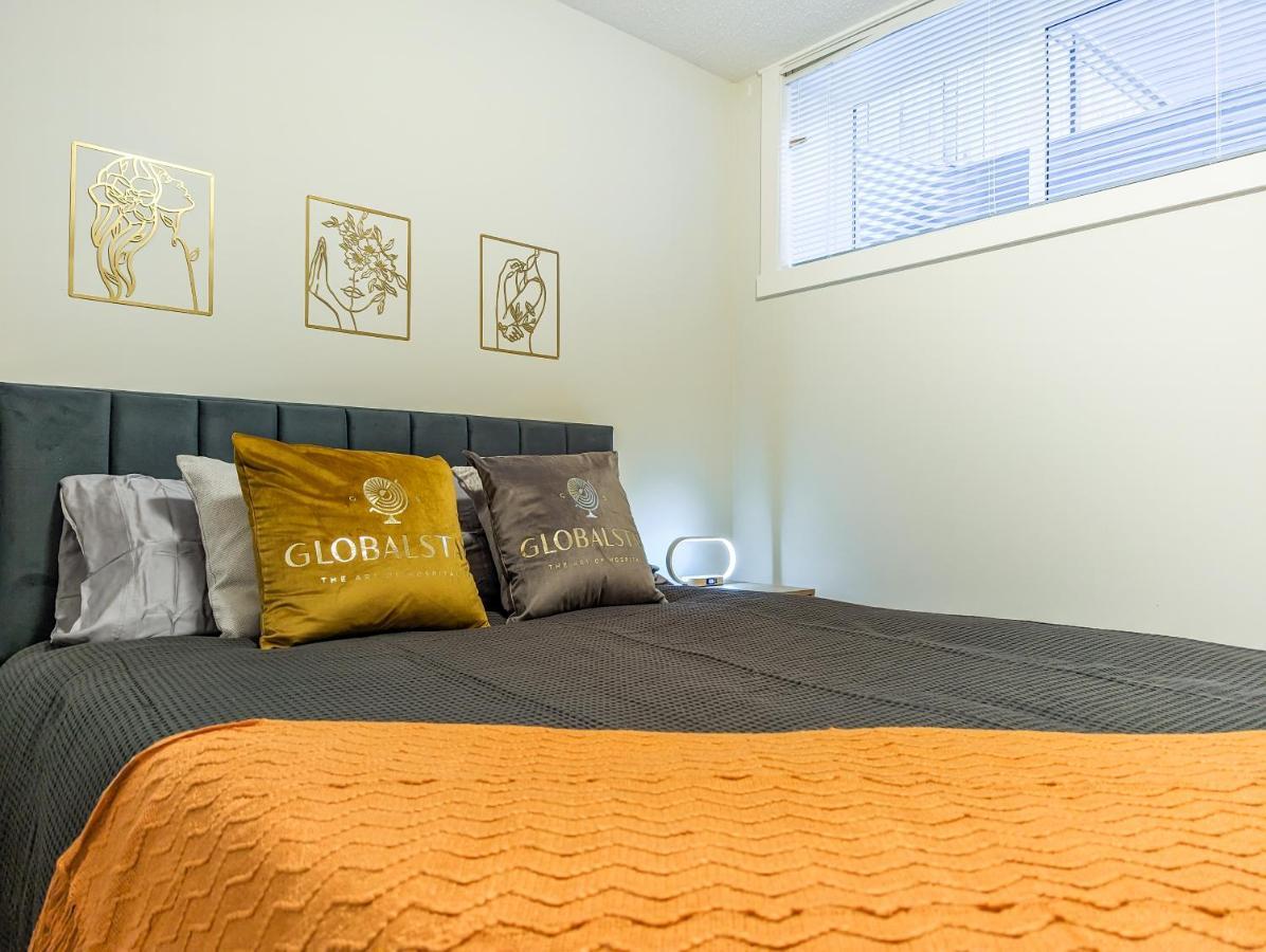 Globalstay New Apartments In Cranbrook Free Street Parking YYC 외부 사진