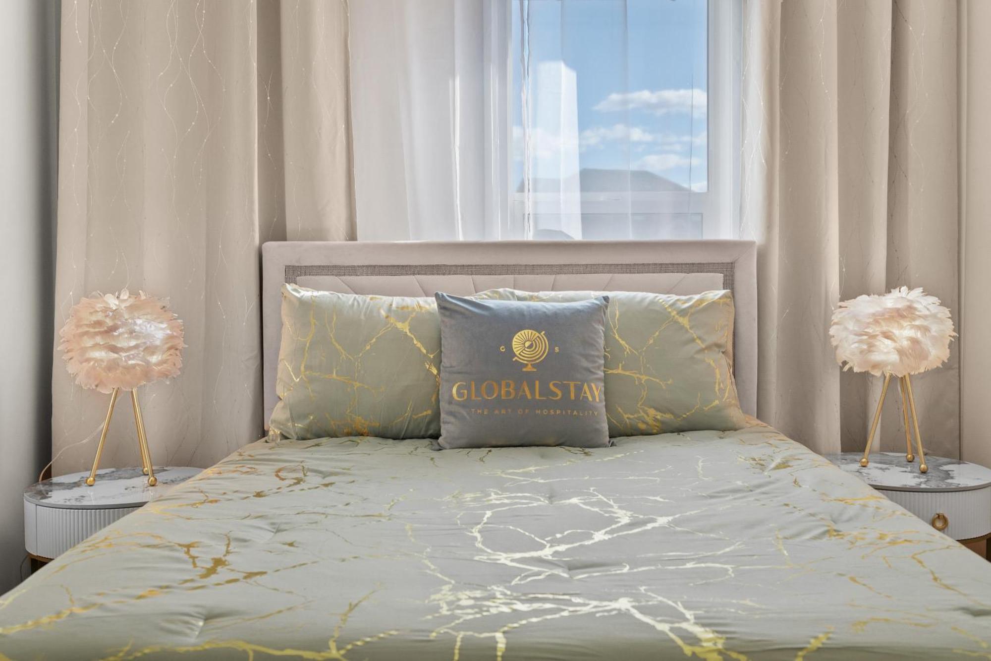 Globalstay New Apartments In Cranbrook Free Street Parking YYC 외부 사진