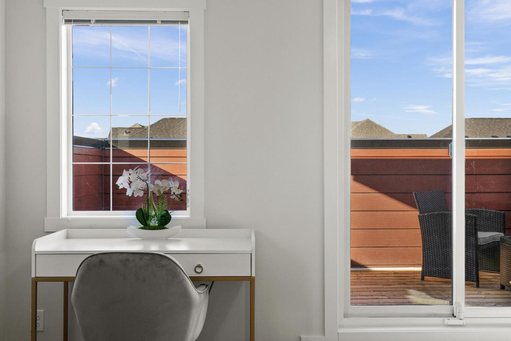 Globalstay New Apartments In Cranbrook Free Street Parking YYC 외부 사진