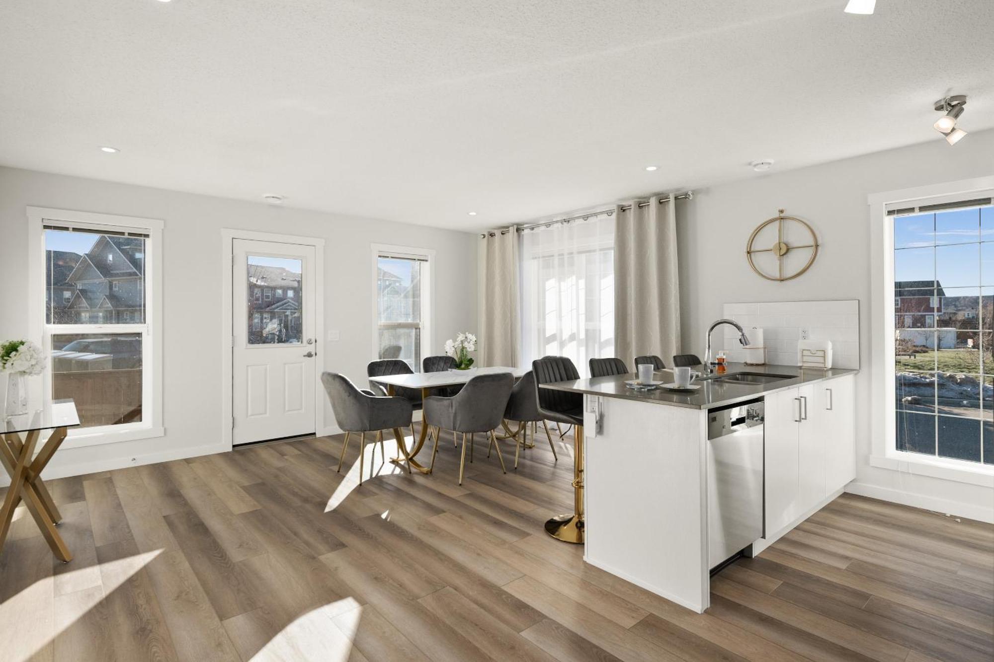 Globalstay New Apartments In Cranbrook Free Street Parking YYC 외부 사진