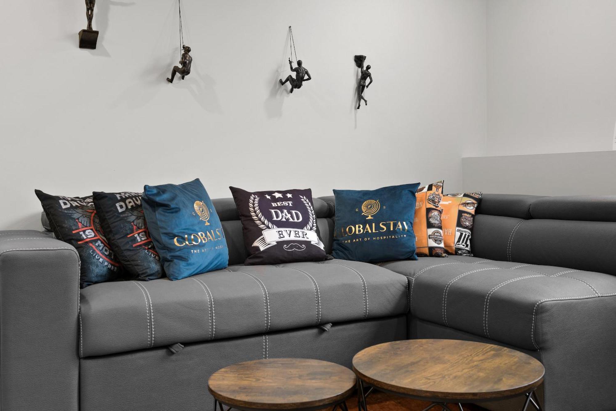 Globalstay New Apartments In Cranbrook Free Street Parking YYC 외부 사진