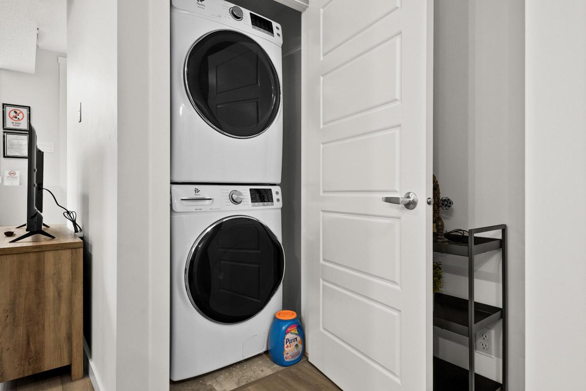 Globalstay New Apartments In Cranbrook Free Street Parking YYC 외부 사진